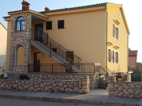 Apartment Tinna